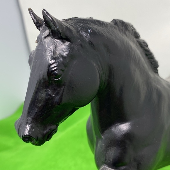 Breyer Traditional Midnight Sun Tennessee Walking Horse Red White Ribbon #60 - Picture 11 of 12